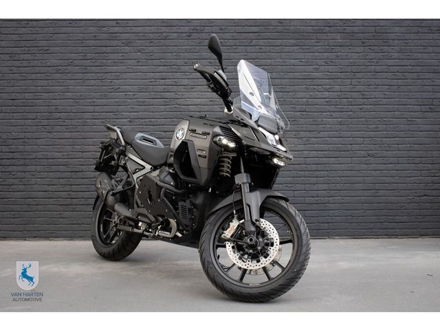 bmw - r-1300-gs-adventure-triple-black