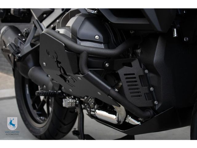 bmw - r-1300-gs-adventure-triple-black