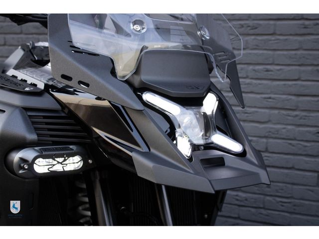 bmw - r-1300-gs-adventure-triple-black