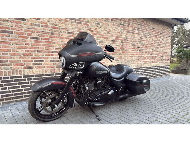 harley-davidson - street-glide-special-flhxs