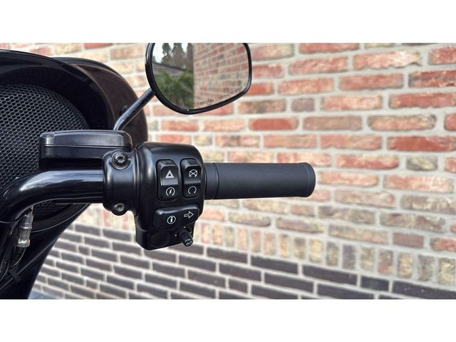 harley-davidson - street-glide-special-flhxs