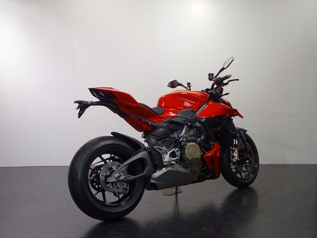ducati - streetfighter-v4