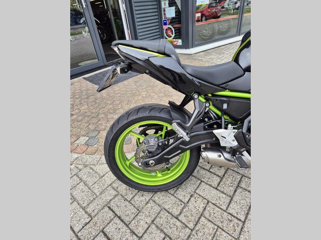 kawasaki - z650