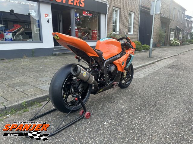 suzuki - gsx-r-1000