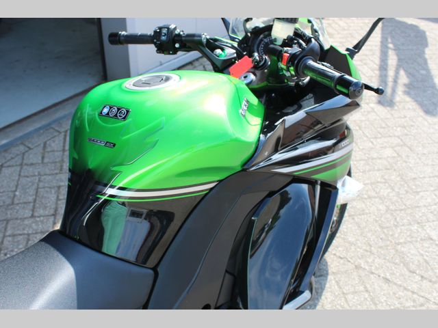 kawasaki - z-1000-sx-abs