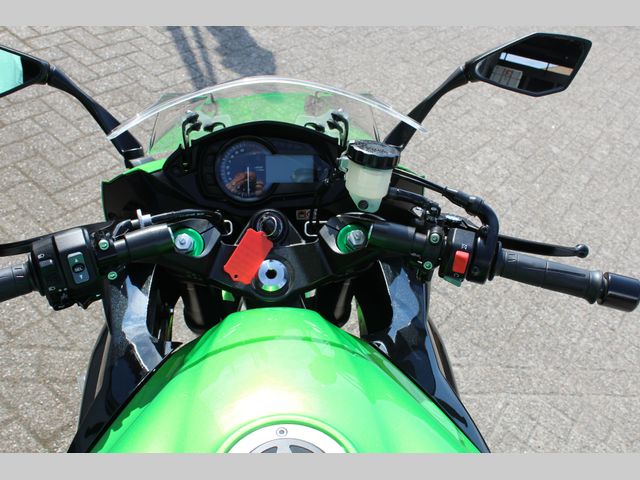 kawasaki - z-1000-sx-abs
