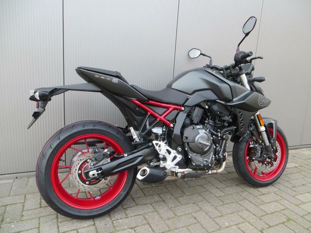 suzuki - gsx-8s