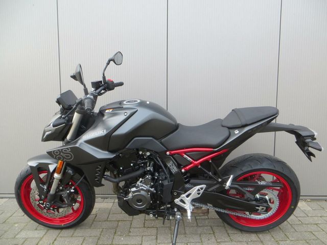 suzuki - gsx-8s