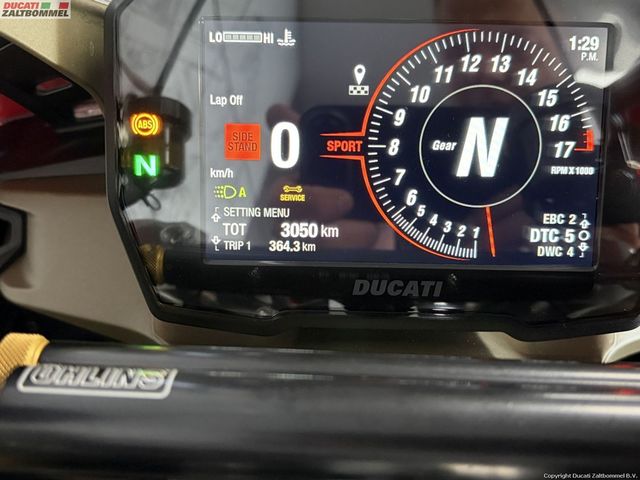 ducati - panigale-v4-r