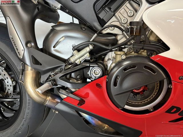 ducati - panigale-v4-r