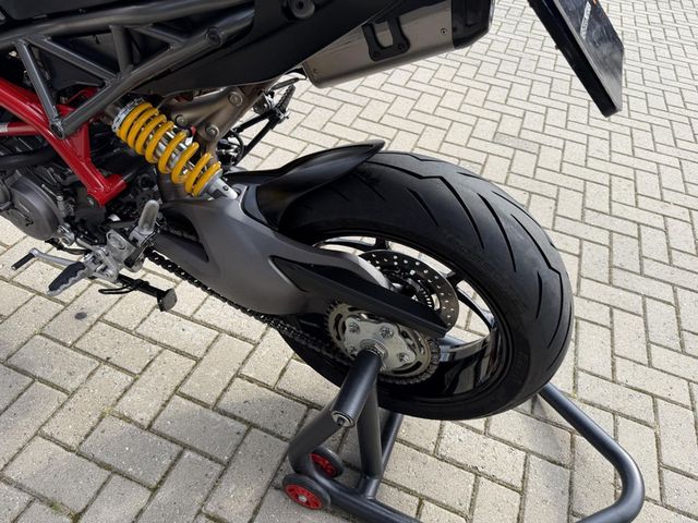 ducati - hypermotard-950