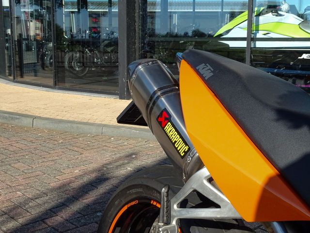 ktm - 990-super-duke