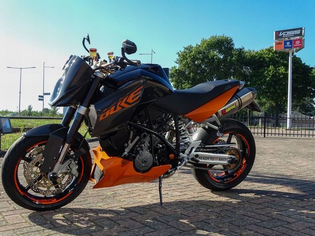 ktm - 990-super-duke