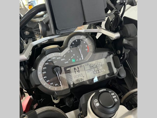 bmw - r-1200-gs-lc-adventure