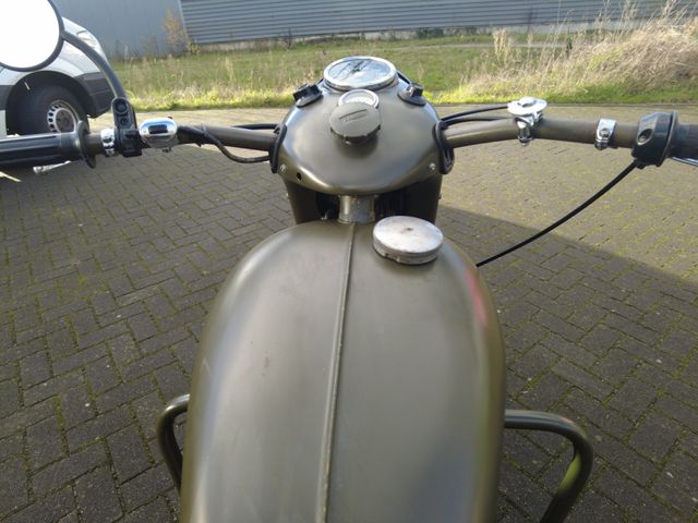 triumph - t-a-3