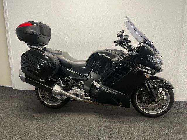 kawasaki - gtr-1400