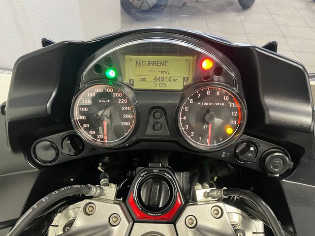 kawasaki - gtr-1400