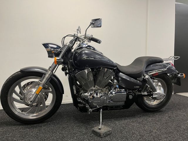 honda - vtx-1300