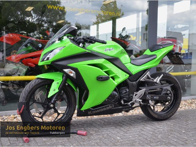 kawasaki - ninja-300