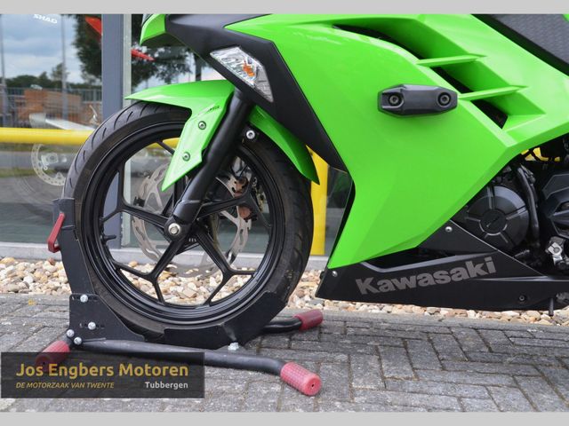 kawasaki - ninja-300