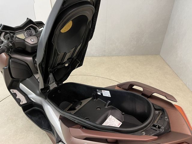 yamaha - x-max-300-abs