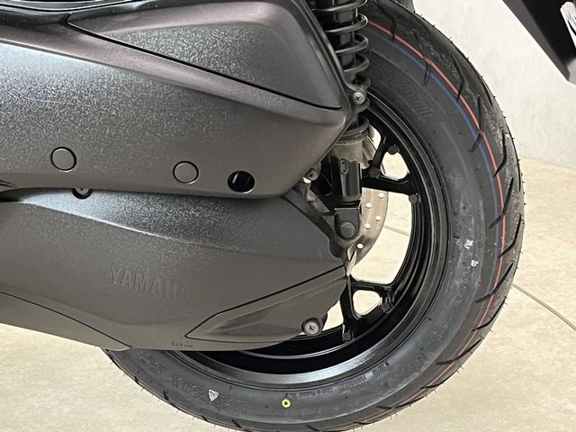 yamaha - x-max-300-abs