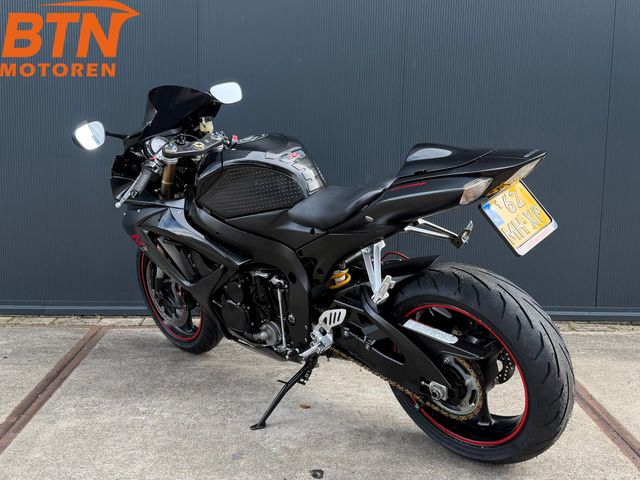 suzuki - gsx-r-600