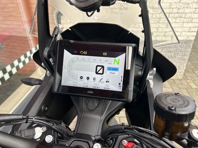 ktm - 1290-super-adventure-s