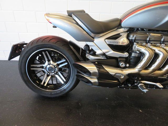 triumph - rocket-3-gt
