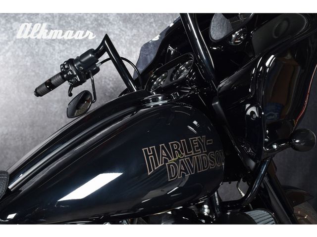 harley-davidson - road-glide-st