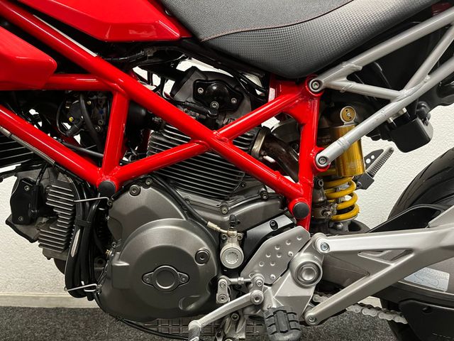 ducati - hypermotard-1100