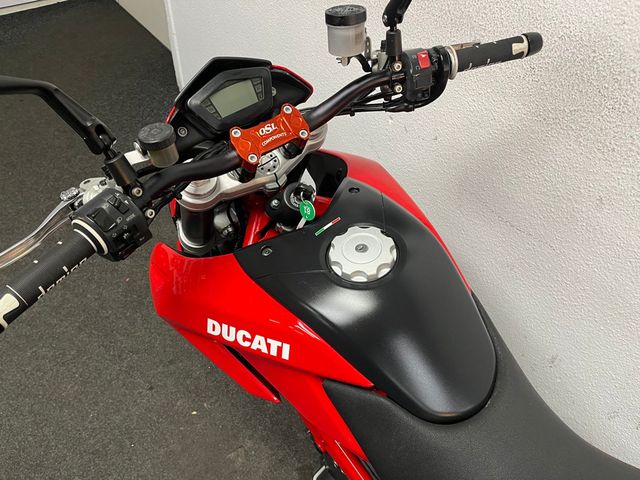 ducati - hypermotard-1100