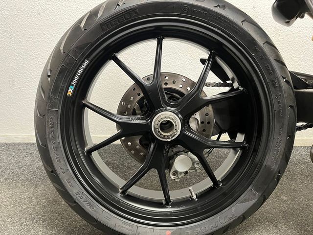 ducati - hypermotard-1100