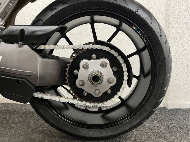 ducati - hypermotard-1100