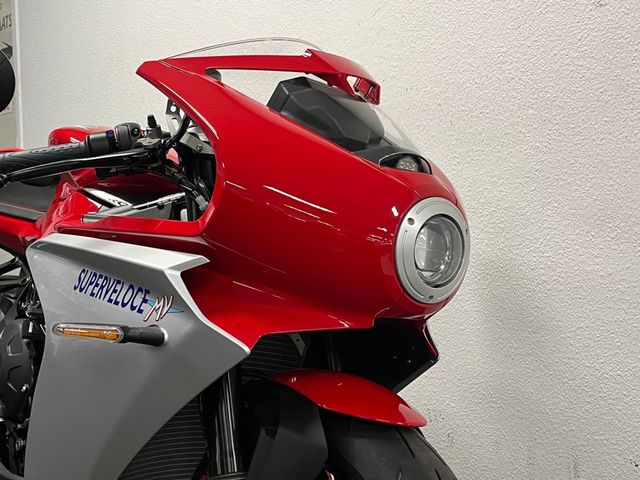 mv-agusta - superveloce-800