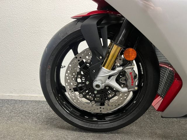 mv-agusta - superveloce-800