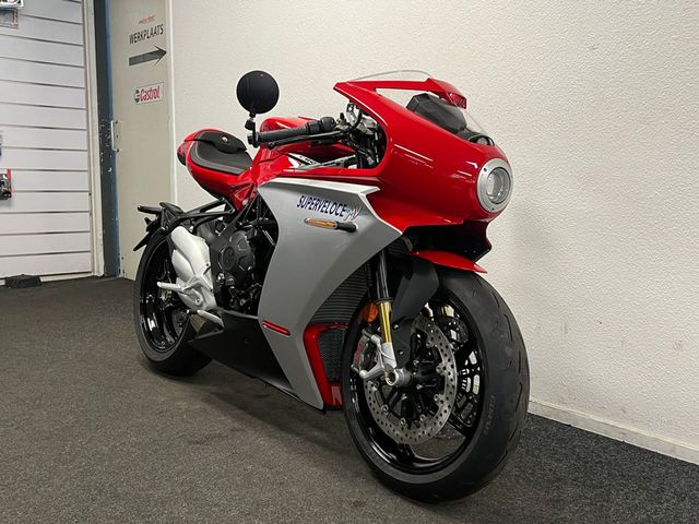 mv-agusta - superveloce-800