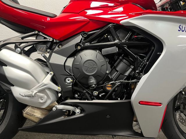 mv-agusta - superveloce-800