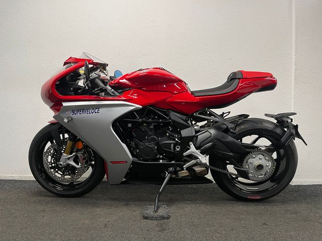 mv-agusta - superveloce-800