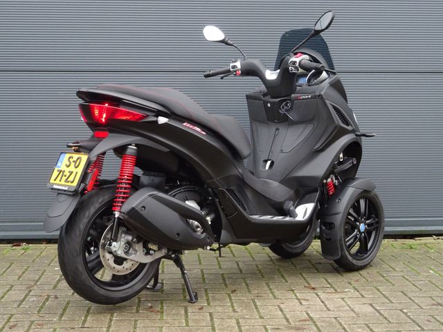 piaggio - mp3-300-hpe-sport