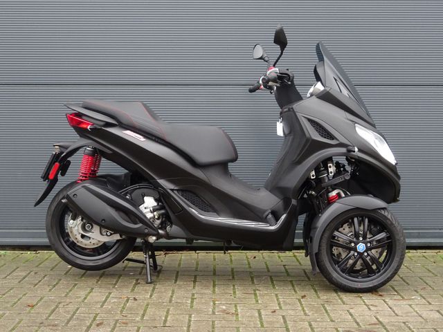 piaggio - mp3-300-hpe-sport