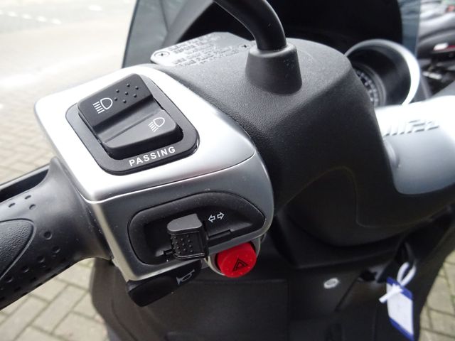 piaggio - mp3-300-hpe-sport