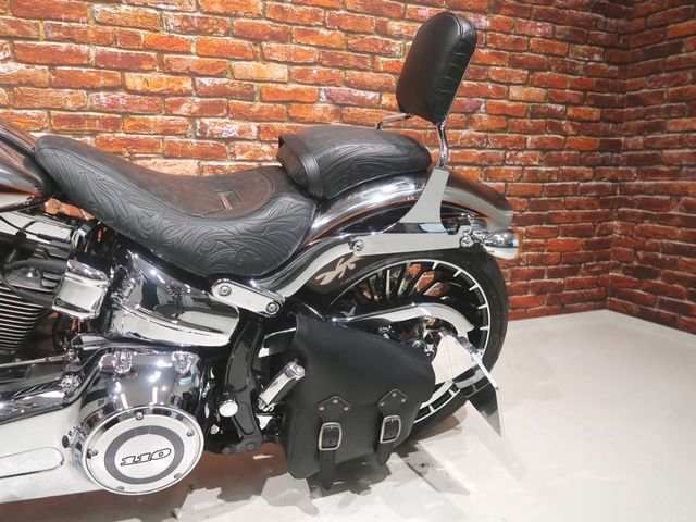 harley-davidson - breakout-cvo-fxsbse
