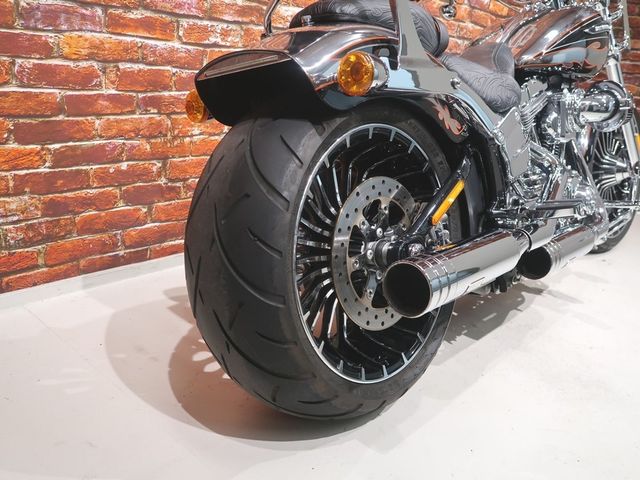 harley-davidson - breakout-cvo-fxsbse