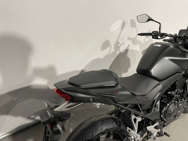 honda - cb-750-hornet