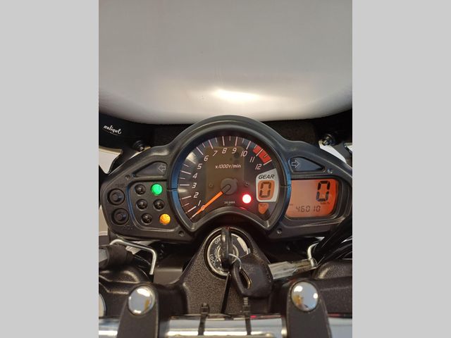 suzuki - sfv-650-gladius-abs
