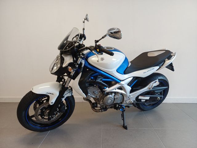 suzuki - sfv-650-gladius-abs