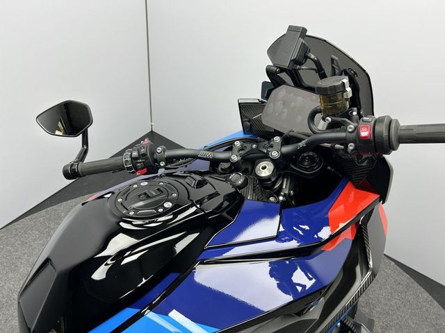 bmw - m-1000-xr