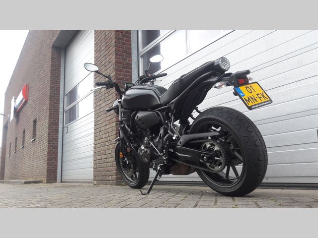 yamaha - xsr-700-abs