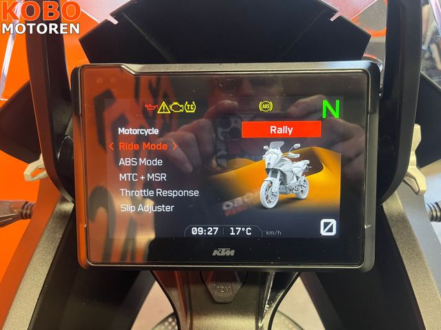 ktm - 1290-super-adventure-s